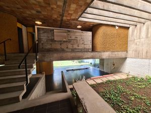 Image 15 - 625483