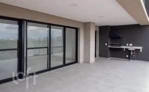 Image 22 - 625690