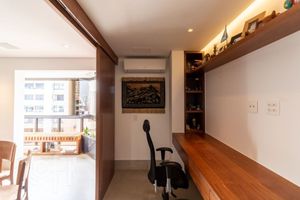 Image 17 - 625729