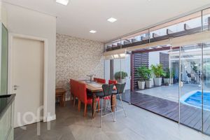 Image 15 - 625865