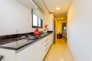 Image 11 - 626374