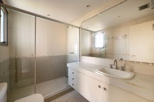 Image 13 - 626783