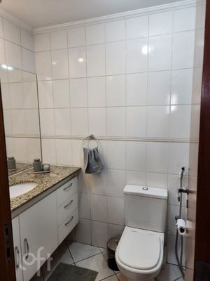 Image 10 - 627718