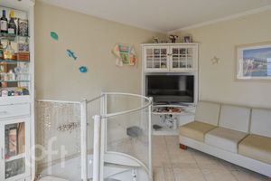 Image 33 - 627812