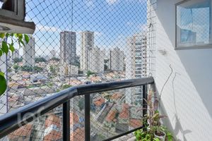 Image 11 - 627812