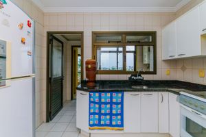 Image 21 - 627815