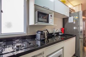 Image 6 - 627886