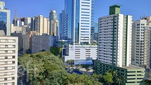 Image 32 - 628857