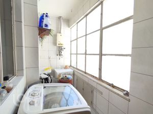 Image 17 - 628884