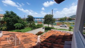 Image 10 - 630050