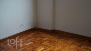 Image 11 - 631496