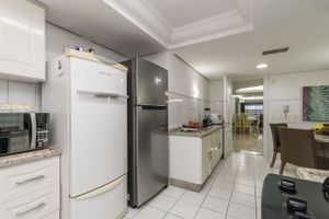 Image 33 - 6335