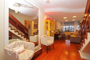 Image 4 - 635276