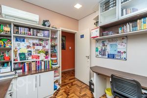Image 10 - 635776