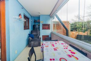 Image 8 - 635861
