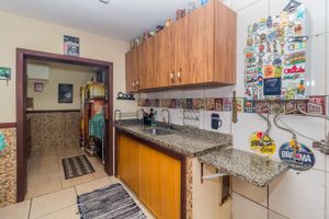 Image 13 - 635861