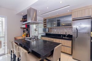 Image 11 - 636171
