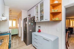 Image 10 - 637481