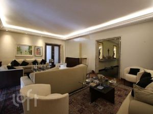 Image 11 - 638307