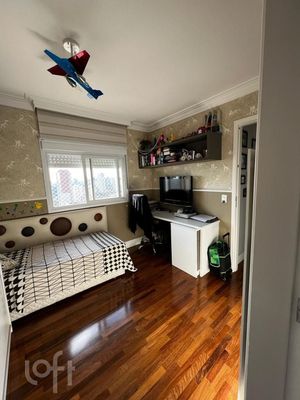 Image 16 - 640900