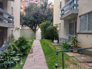 Image 11 - 642428