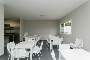 Image 18 - 643216