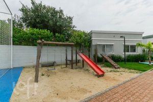 Image 4 - 643216