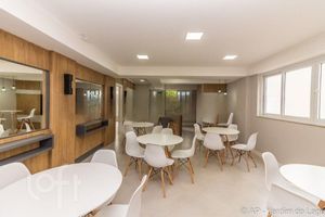 Image 2 - 644200