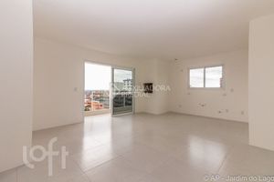 Image 10 - 644200