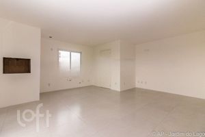 Image 8 - 645246