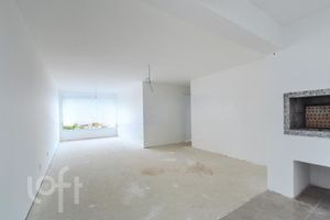 Image 33 - 645286