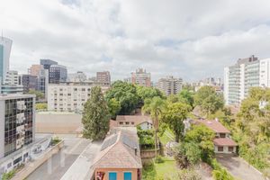 Image 10 - 645528