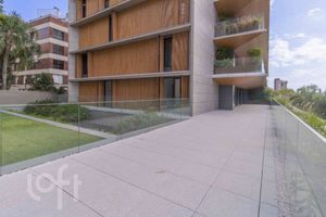Image 49 - 645923