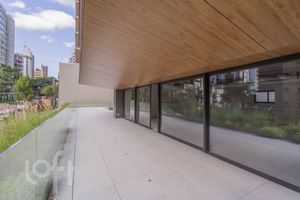 Image 25 - 645923