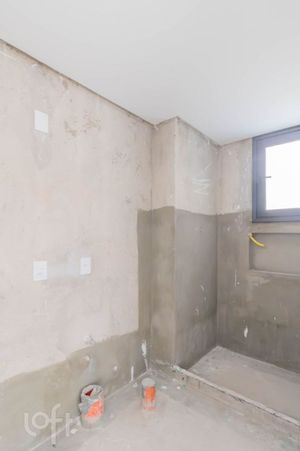 Image 19 - 645923