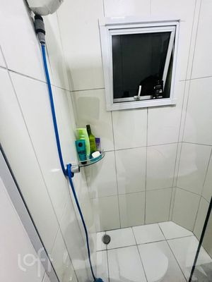 Image 19 - 645995