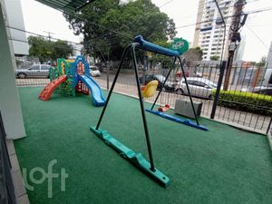 Image 17 - 646429
