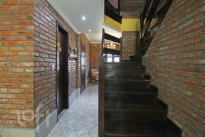 Image 18 - 646430