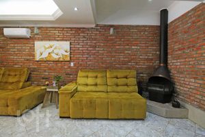 Image 21 - 646430