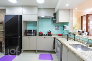 Image 22 - 646430