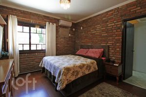Image 30 - 646430