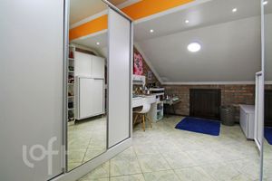 Image 34 - 646430