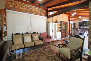 Image 4 - 646430