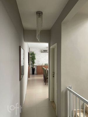 Image 9 - 646442