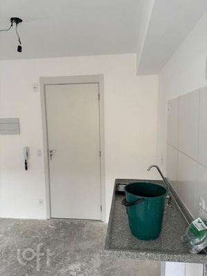 Image 12 - 646488