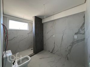 Image 3 - 646584