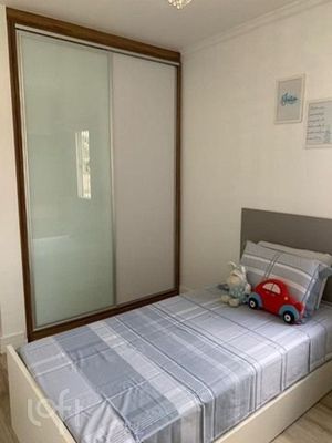 Image 12 - 646661