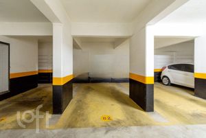 Image 41 - 646728