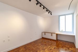 Image 14 - 646963