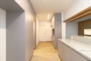 Image 3 - 646963